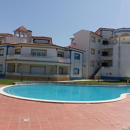 Apartamento Em D'El Rey-Obidos Beach & Surf Amoreira  外观 照片