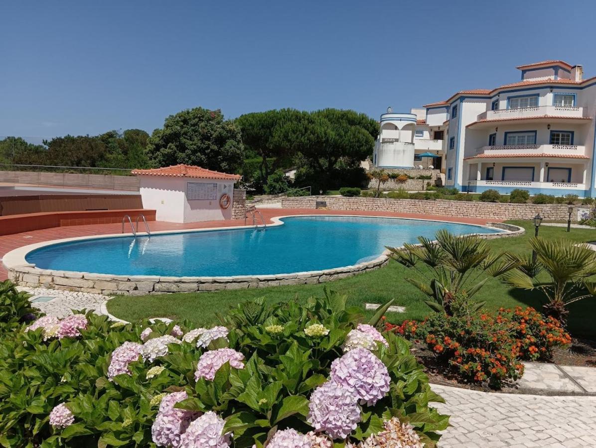 Apartamento Em D'El Rey-Obidos Beach & Surf Amoreira  外观 照片